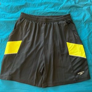 Speedo athletic black+yellow shorts, size L